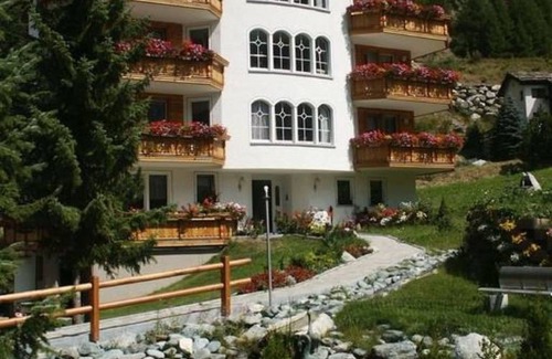Saas Almagell Apartment | Apartment ∙ 2 bedrooms ∙ 4 guests