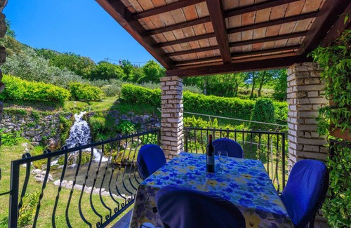 Plomin Apartment | Apartment ∙ 2 bedrooms ∙ 4 guests