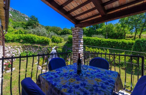 Plomin Apartment | Apartment ∙ 2 bedrooms ∙ 4 guests
