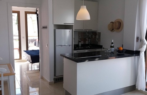 Benalmadena Costa Apartment | Apartment '2 Bed In Pueblo Evita' with Mountain View, Wi-Fi and Air Conditioning
