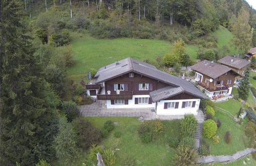 Zweisimmen Apartment | Apartment ∙ 2 bedrooms ∙ 4 guests