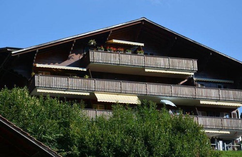 Zweisimmen Apartment | Apartment ∙ 2 bedrooms ∙ 3 guests
