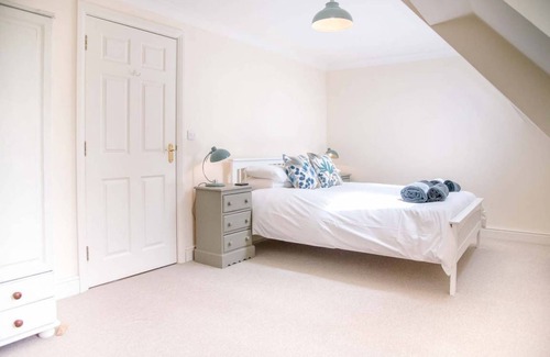 Blythburgh Apartment | Apartment ∙ 2 bedrooms ∙ 4 guests