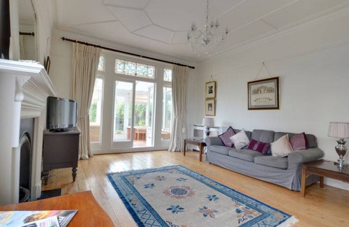 Tankerton Apartment | Apartment ∙ 2 bedrooms ∙ 4 guests