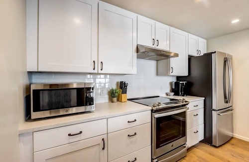 Menlo Park Apartment | Apartment ∙ 2 bedrooms ∙ 4 guests