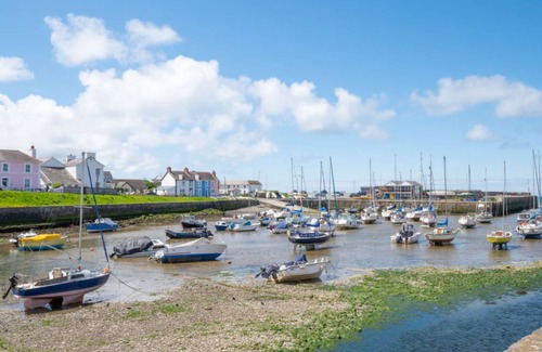 Aberaeron Apartment | Apartment ∙ 2 bedrooms ∙ 4 guests