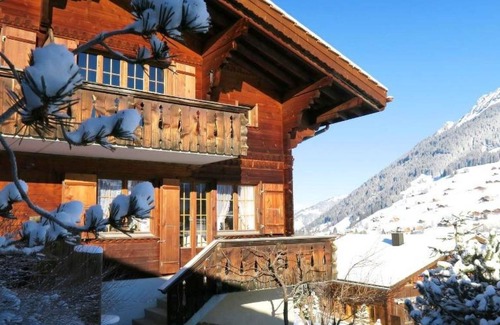 Lauenen Apartment | Apartment ∙ 2 bedrooms ∙ 4 guests