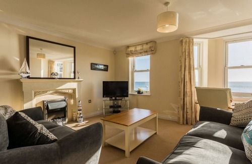Dawlish Apartment | Apartment ∙ 2 bedrooms ∙ 4 guests