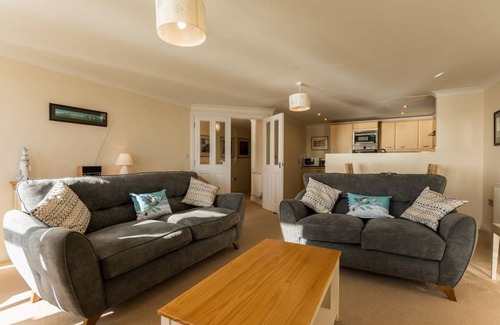 Dawlish Apartment | Apartment ∙ 2 bedrooms ∙ 4 guests