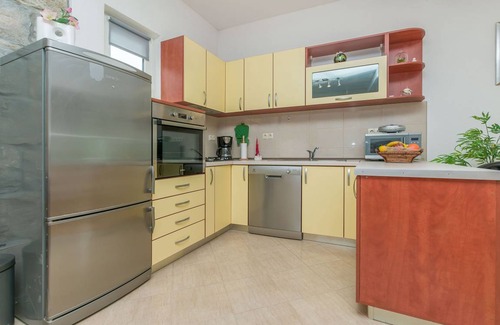 Slime Apartment | Apartment ∙ 2 bedrooms ∙ 5 guests