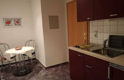 Johannesvorstadt Apartment | Apartment 2 in the 1st floor - Holiday On Violet