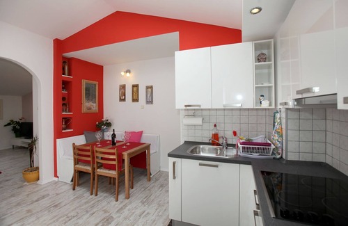 Sarsoni Apartment | Apartment 2, vacation apartment near Opatija/Rijeka from private owner, in Viskovo, in a quiet location