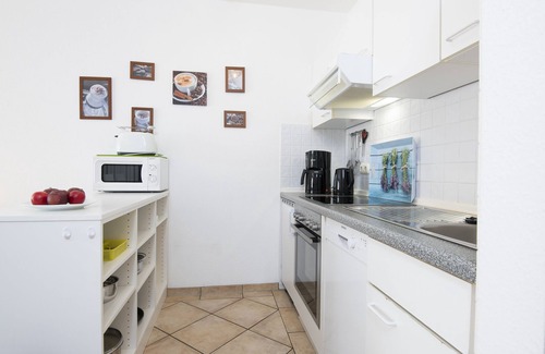 Kellenhusen Apartment | Apartment 2 with balcony in the residence in Kellenhusen