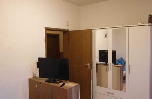 Marten House | Apartment 2 with shared bathroom in the inn