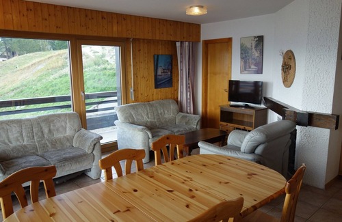 Nendaz Apartment | Apartment, 250m from cable car