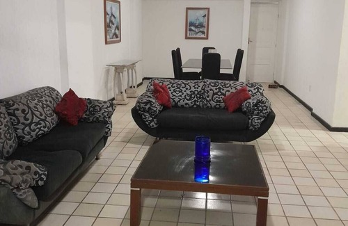 Aeroclube Apartment | Apartment 270m close to the beach, well located. 4 bedrooms with balcony. Very spacious.