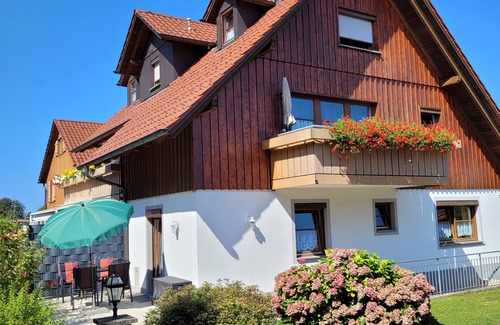Nonnenhorn Apartment | Apartment 3, 46m² with Private Terrace, Shared Garden and Wi-Fi