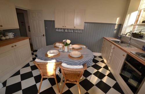 Maldon Apartment | Apartment ∙ 3 bedrooms ∙ 6 guests