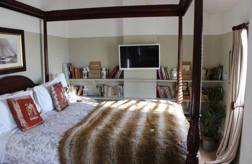 Maldon Apartment | Apartment ∙ 4 bedrooms ∙ 8 guests