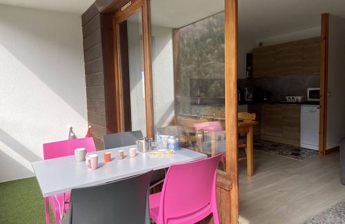 Saint-Jean-dʼAulps Condo | APARTMENT 4/5 PEOPLE RESIDENCE WITH SWIMMING POOL STATION CENTER CLASS 3⭐️⭐️⭐️