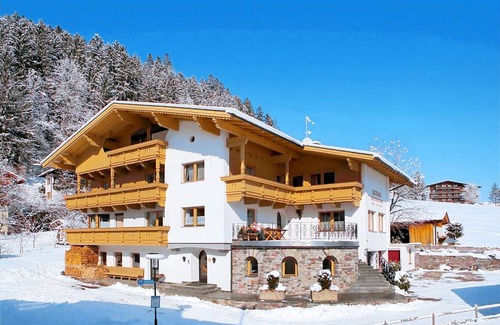Schwendau Apartment | Apartment ∙ 4 guests