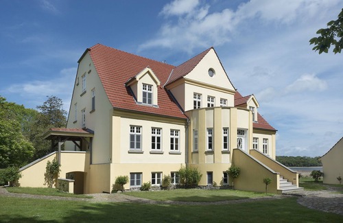Grubnow Apartment | Apartment 4 on the water for 4 people Gut Grubnow on Rügen