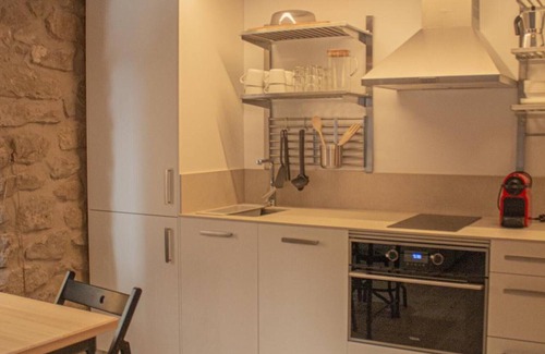Balaguer Apartment | Apartment '4 People -1' with Shared Terrace, Wi-Fi and Air Conditioning
