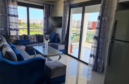 Martil Apartment | Apartment 5 minutes from the beach Close to shops, cafés and restaurants