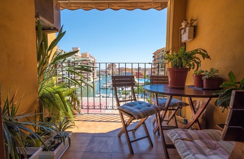 Port Saplaya Apartment | Apartment 50m from the beach with WiFi