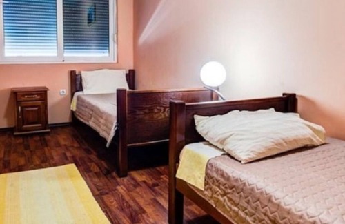 Ulcinj Apartment | Apartment 6/A, yellow, for 4 People, 500 Meters from "Grate Beach",Breakfast inc