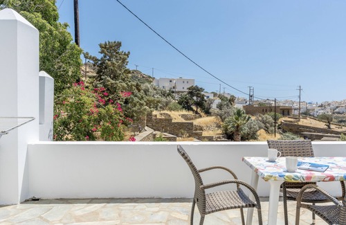 Ios Apartment | Apartment '6 Studio' with Sea View, Wi-Fi and Air Conditioning