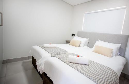 George Apartment | Apartment 72 - 1 On York