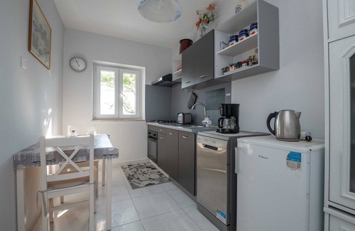 Gornji Kono Apartment | Apartment A Kind Of Magic - One Bedroom Apartment with Terrace and Sea View