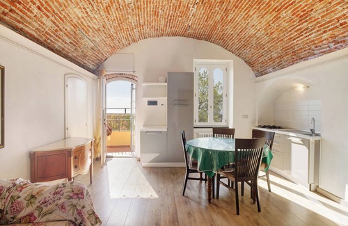 Cervo Apartment | Apartment 'Actis1, Borgo Dei Pescatori' with Balcony and Wi-Fi