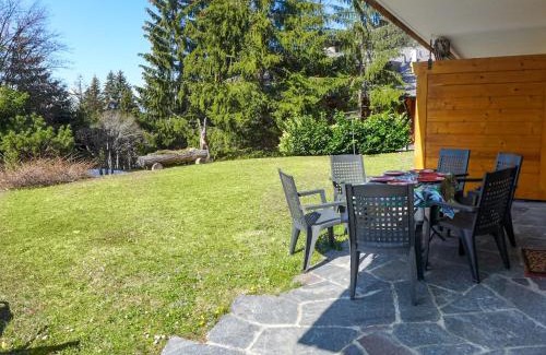 Villars-sur-Ollon Apartment | Apartment Aiguilles Dorées III-2 by Interhome