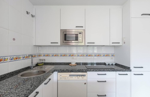 Alhaurin el Grande Apartment | Apartment Alhaurín Golf with Mountain View, Pool, Wi-Fi, A/C, Terrace & Garden