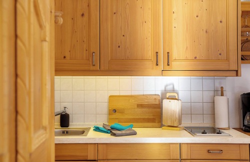 Muhldorfl Apartment | Apartment "Almzeit" with Balcony & Wi-Fi