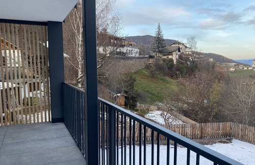 Longomoso Apartment | Apartment "Alpenglow Cara" with Mountain View, Private Terrace & Wi-Fi