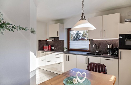 Weidach Apartment | Apartment "Alpenrose" with Mountain View, Shared Terrace & Wi-Fi