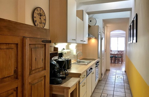 Insel Apartment | Apartment Am Stadtpark - Charming, close to the lake, centrally located in a historic building