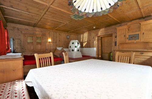Huben Apartment | Apartment and terrace in Längenfeld