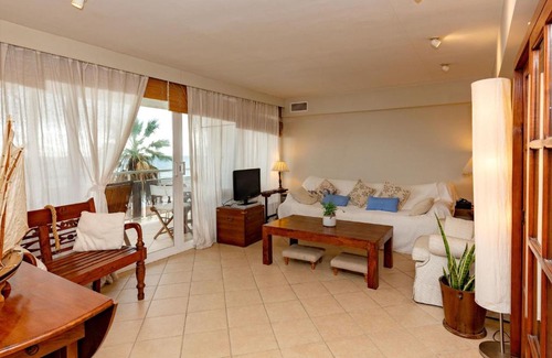 Sant Vicenc de Montalt Apartment | Apartment APARTAMENT CLIPPER