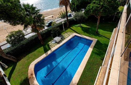 Sant Vicenc de Montalt Apartment | Apartment APARTAMENT CLIPPER