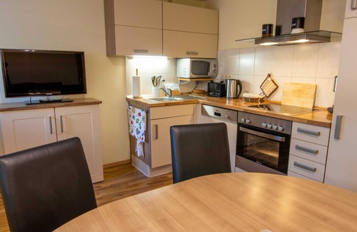 Freest Apartment | Apartment - Apartment in the basement