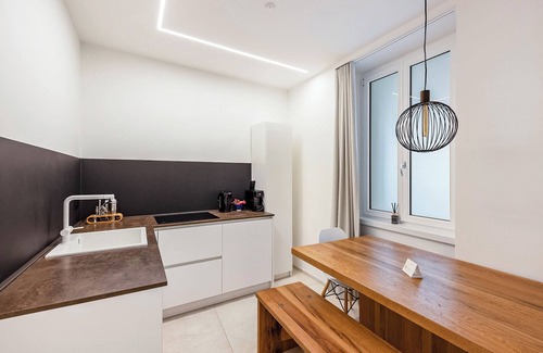 Centro - Piani - Rencio Apartment | Apartment 'App 204 Palazzo Cavour' with Mountain View, Wi-Fi and Air Conditioning