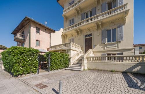 Lido di Camaiore Apartment | Apartment appartamento Brezza Marina by Interhome