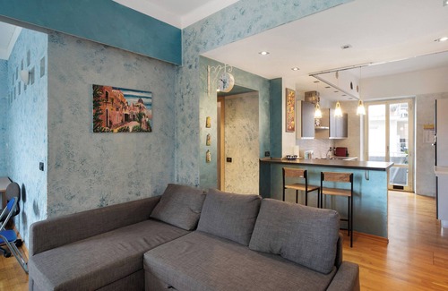 Albenga Apartment | Apartment 'Appartamento Di Andrea E Carlotta' with Balcony and Wi-Fi