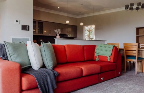 Bicheno Apartment | Apartment on James - Heart of Bicheno