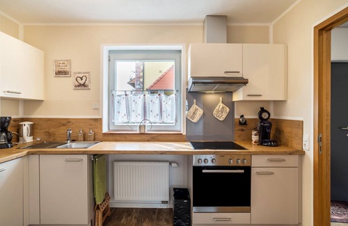 Lauf Apartment | Apartment 'Auernig' with Mountain View, Private Terrace and Wi-Fi