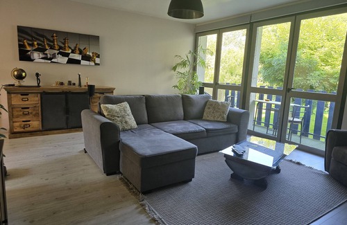 Aurillac Apartment | Apartment 'Aurillac Cantal' with Balcony and Wi-Fi